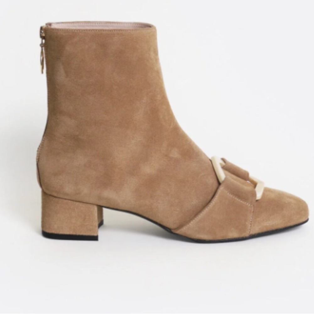 Mint&Roses Suede leather low-heeled ankle‎ boot with buckle Size 6.5